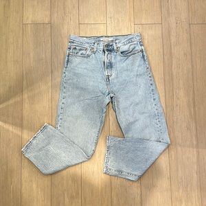 Levi’s Wedgie Straight Jeans